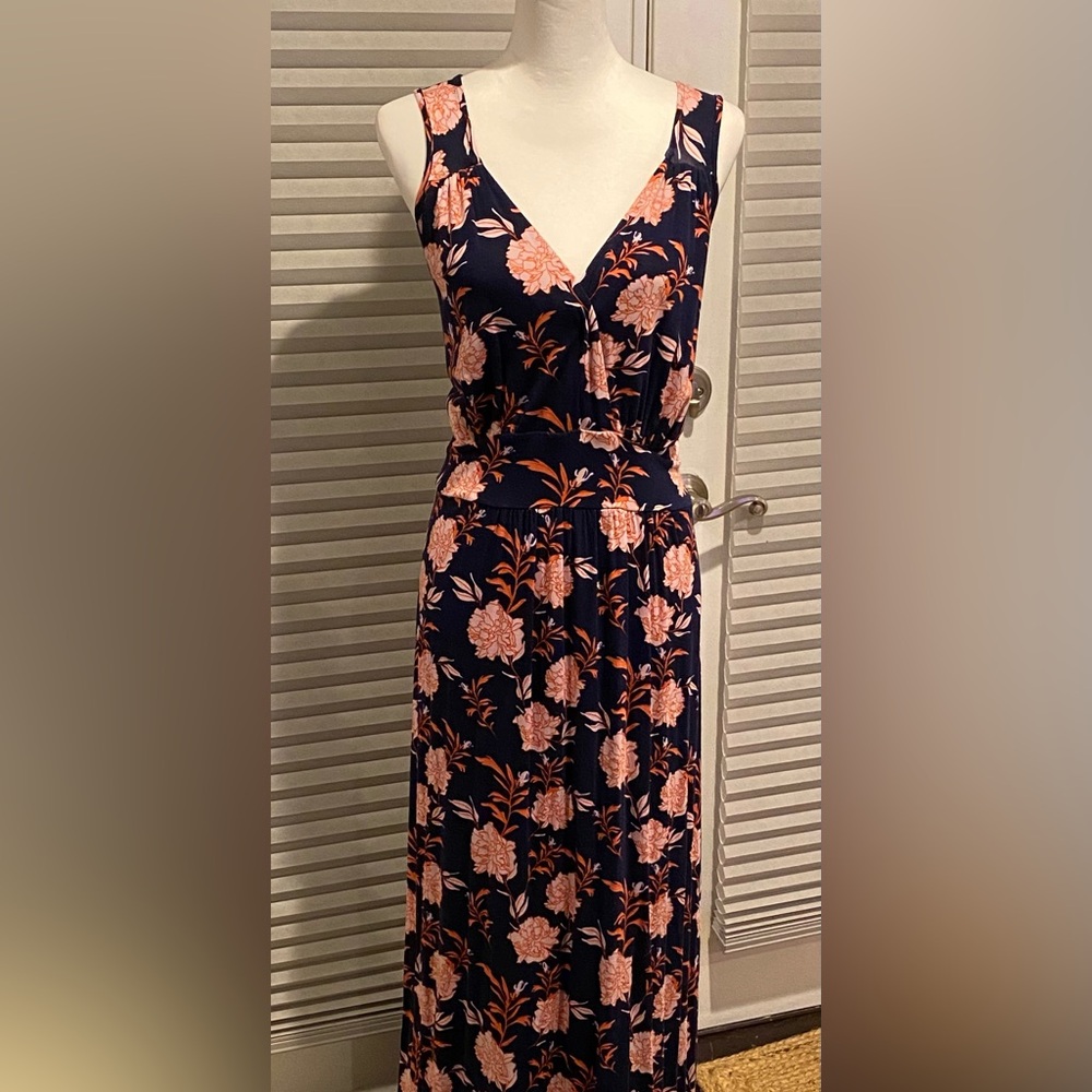 Market & Spruce Floral Sleeveless Maxi Dress in Navy and Coral